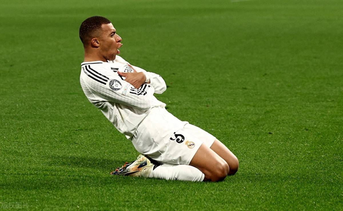 篮球CBA球队锁定季后赛席位，球迷沸腾